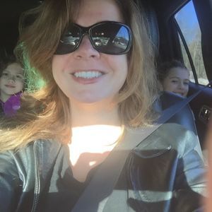 Meet your Posher, Maureen